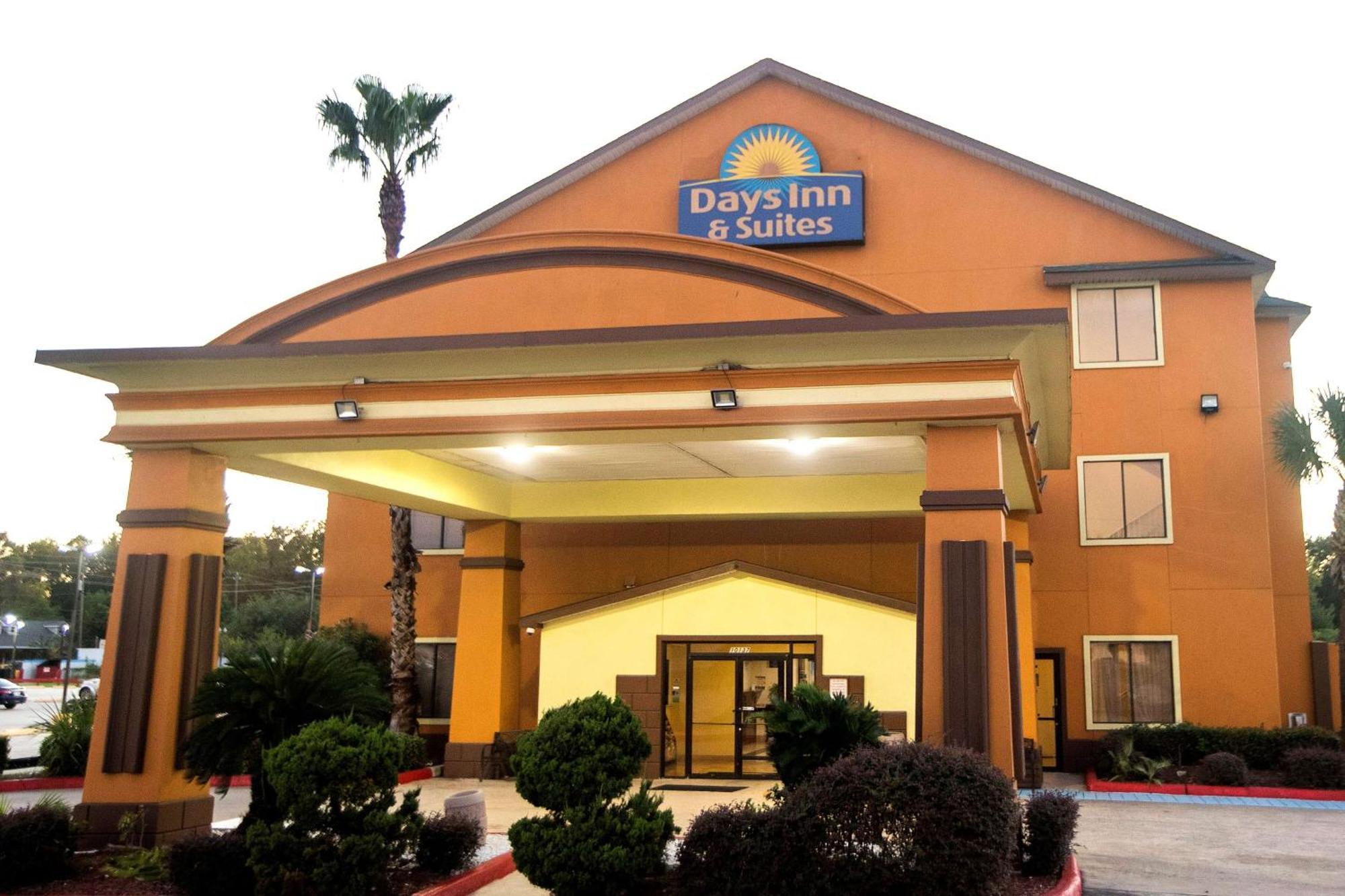 Days Inn & Suites By Wyndham Houston North/Aldine Exterior foto